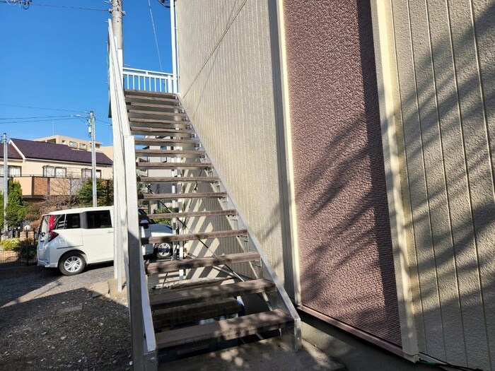 物件外観写真6　(エントランス部分)