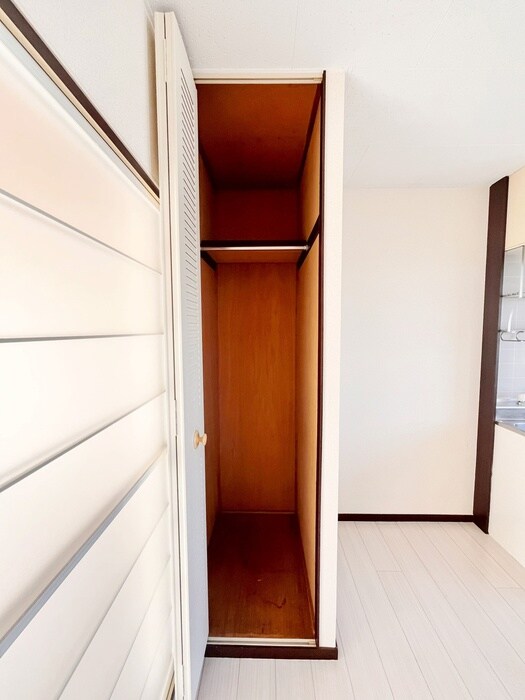 物件内観写真16　(収納)