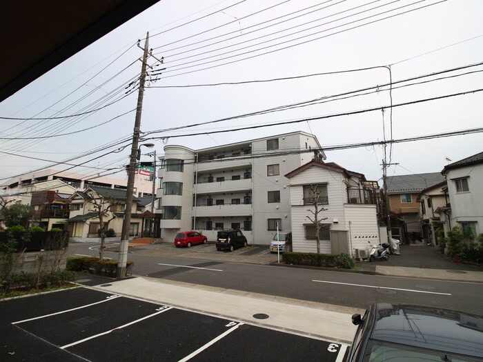 物件内観写真22　(室内からの展望)