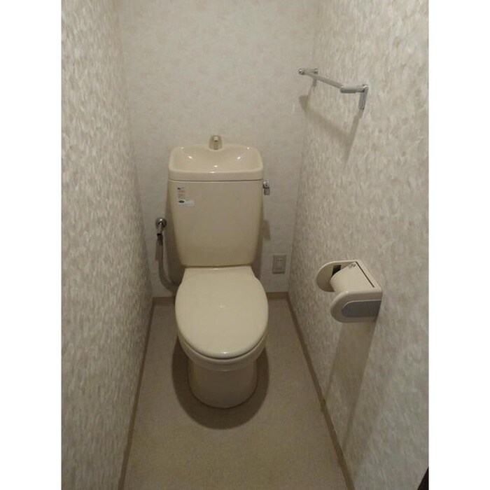 物件内観写真10　(トイレ)