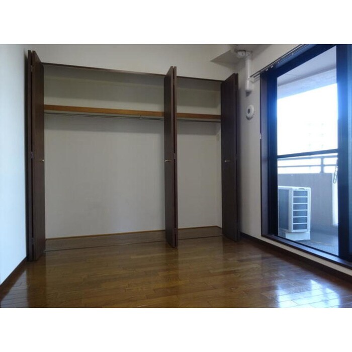 物件内観写真13　(収納)