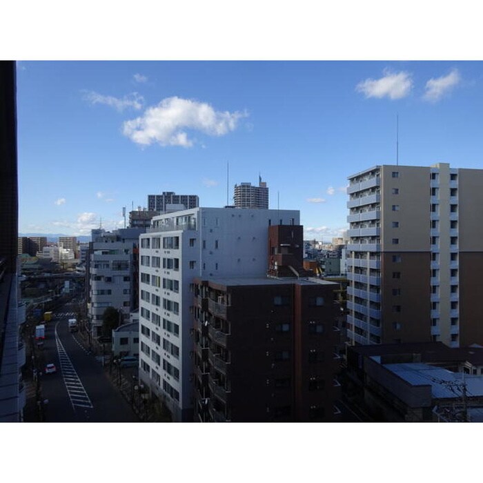 物件内観写真16　(室内からの展望)