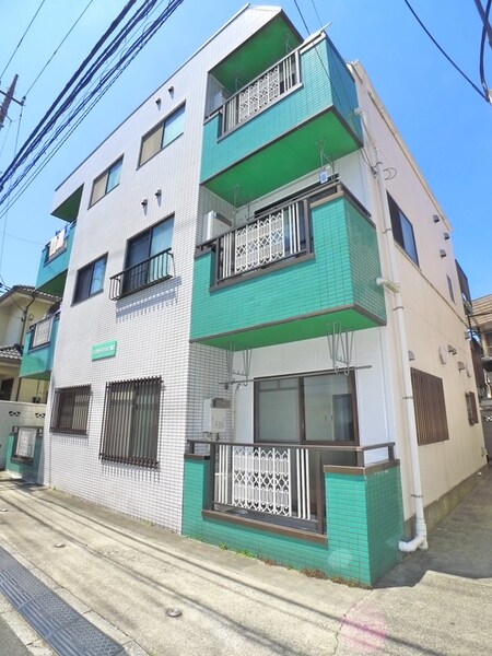 エメラルドマンション外観写真