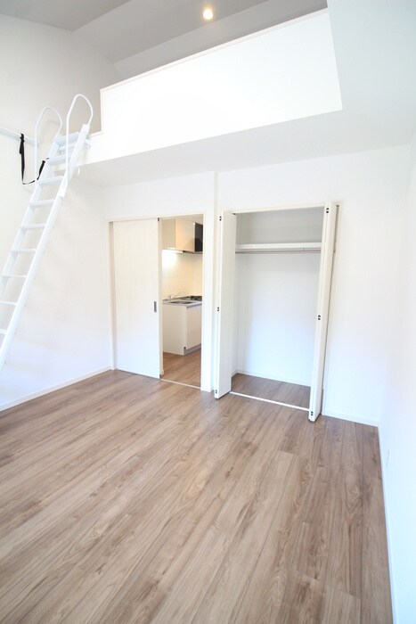 物件内観写真8　(居室)