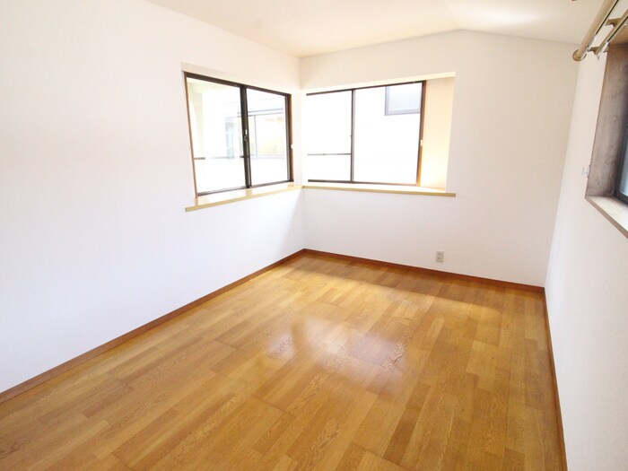 物件内観写真10　(居室)