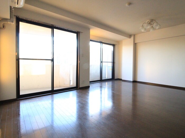 物件内観写真9　(居室)