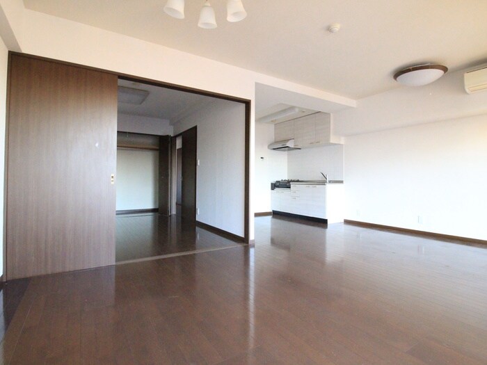 物件内観写真10　(居室)