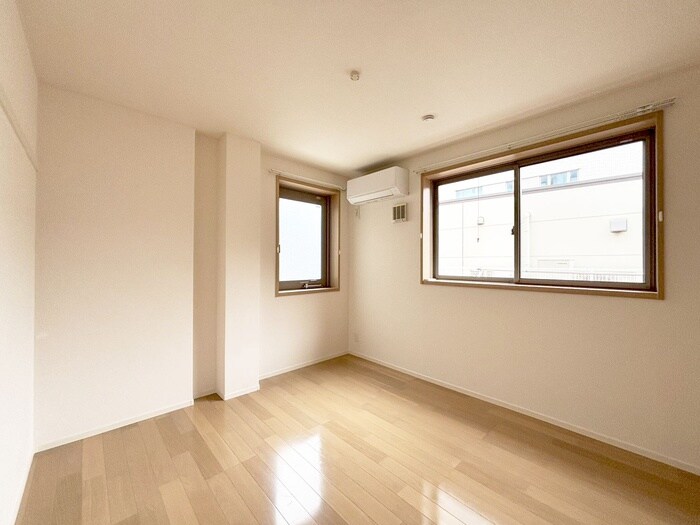 物件内観写真7　(居室)