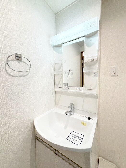 物件内観写真11　(洗面)