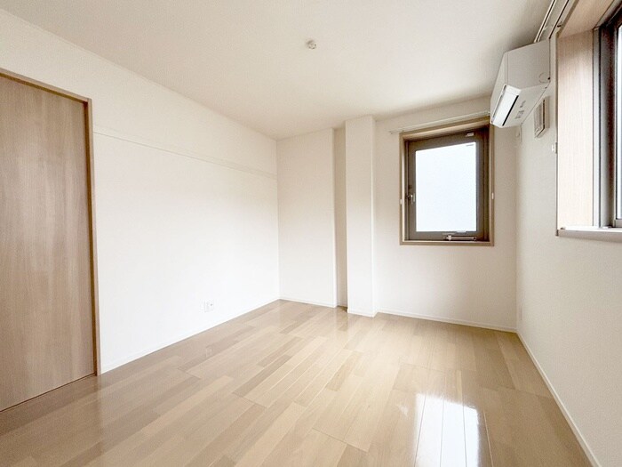 物件内観写真16　(居室)