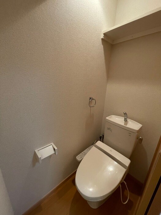 物件内観写真14　(トイレ)