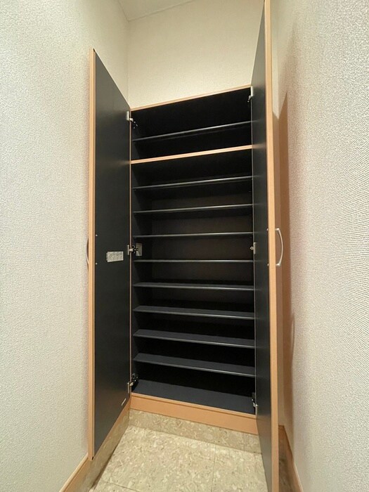 物件内観写真18　(収納)