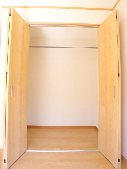 物件内観写真10　(収納)