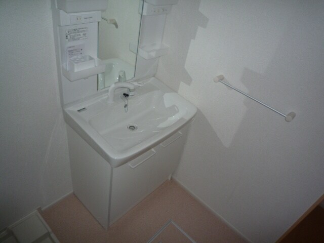 物件内観写真13　(洗面)