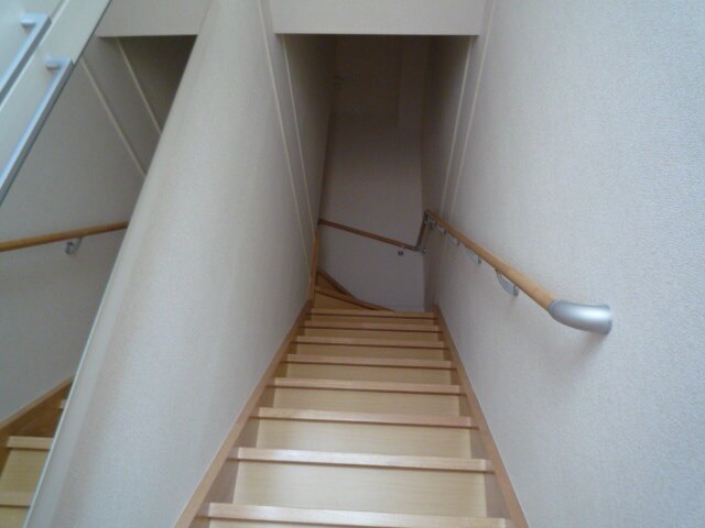 物件内観写真16　(廊下)