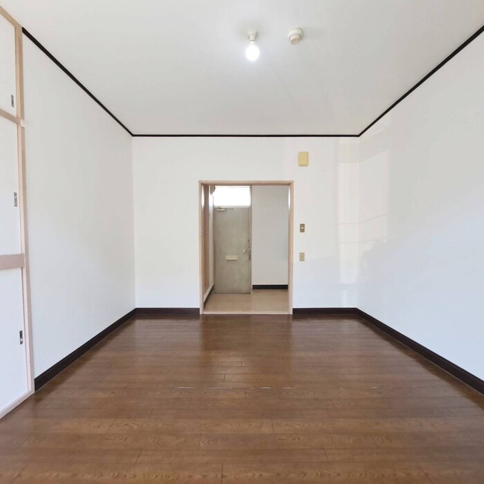 物件内観写真10　(居室)