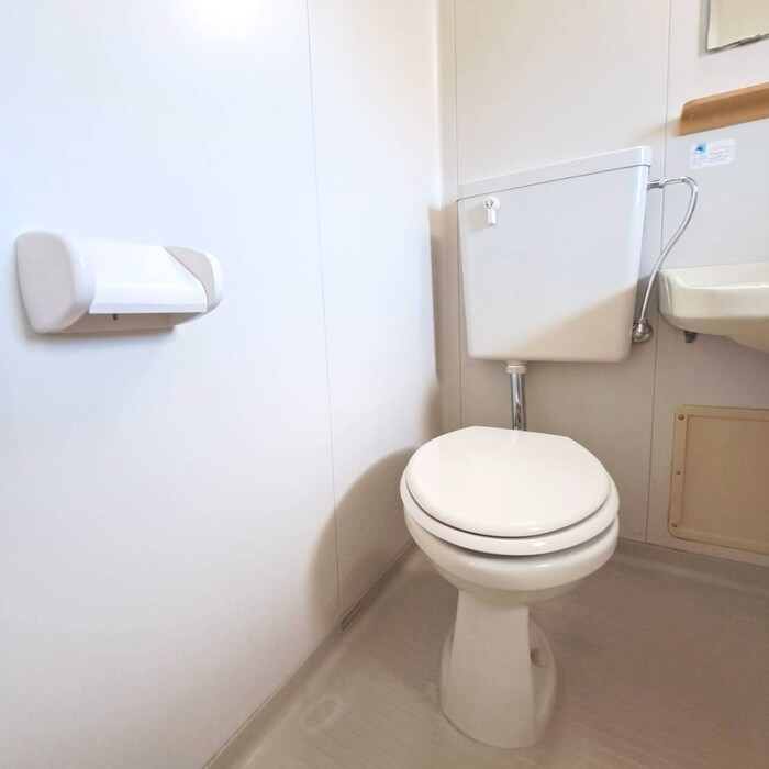 物件内観写真14　(トイレ)