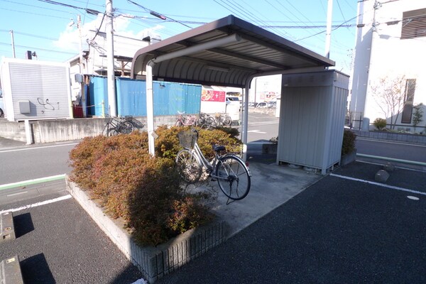 駐輪場