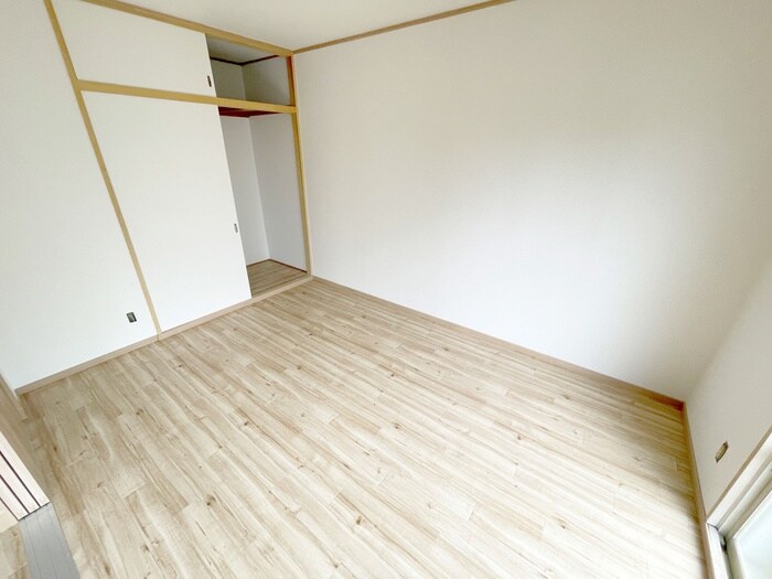 物件内観写真9　(居室)