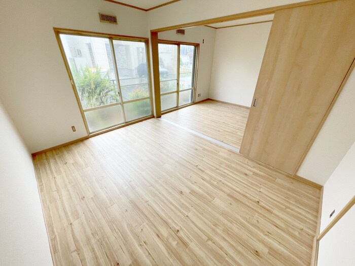 物件内観写真10　(居室)