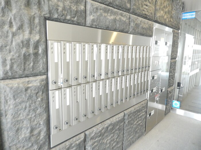 物件外観写真4　(建物設備)