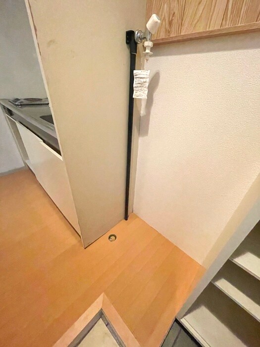 物件内観写真14　(洗濯機置場)