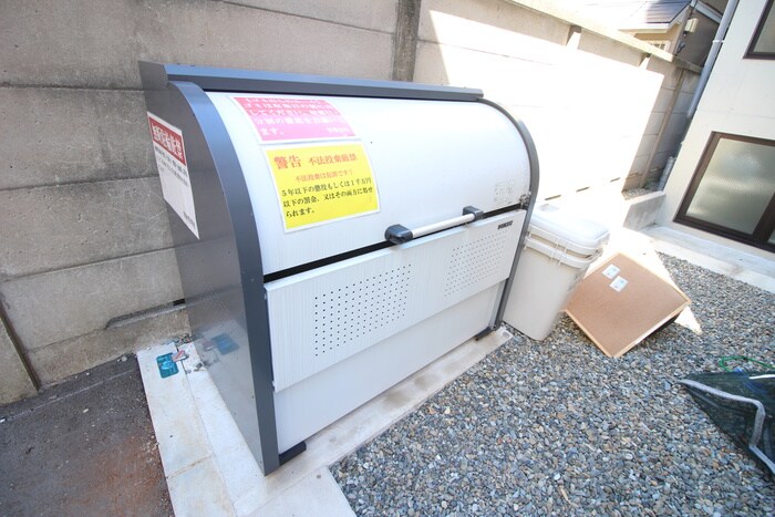 物件外観写真4　(建物設備)