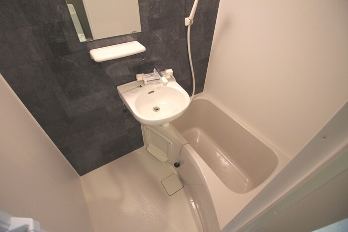 物件内観写真12　(バス／シャワールーム等)