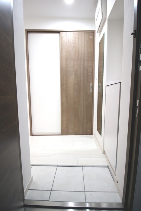 物件内観写真22　(玄関)