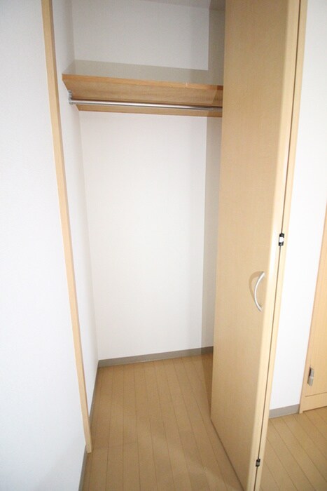 物件内観写真11　(収納)