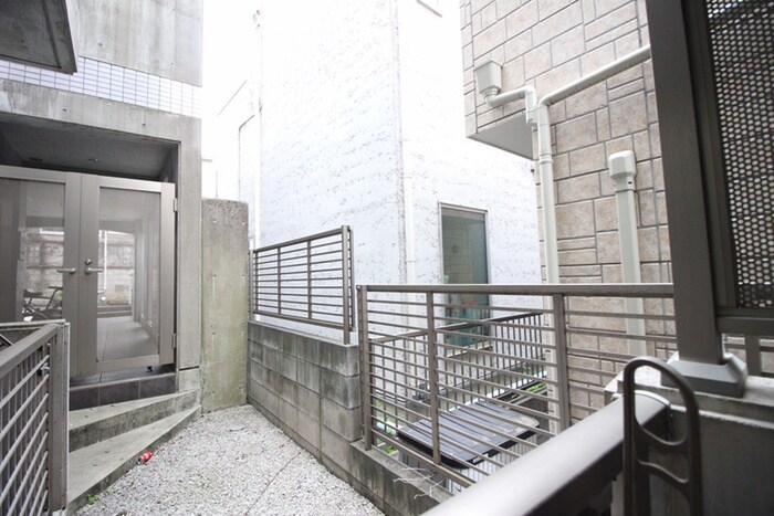 物件内観写真22　(室内からの展望)