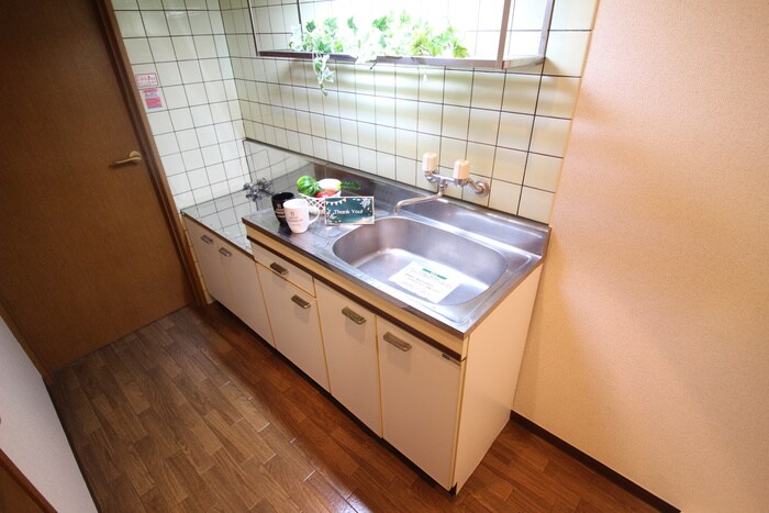 物件内観写真8　(キッチン)