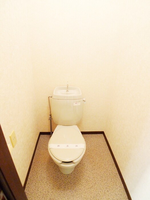 物件内観写真11　(トイレ)