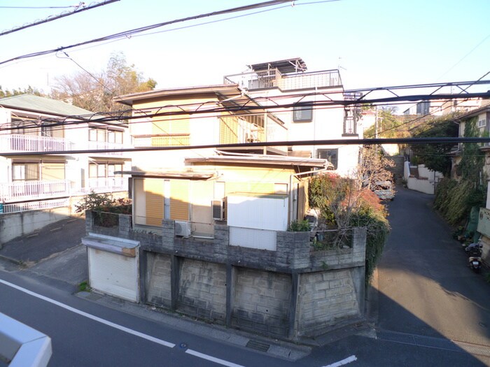 物件内観写真16　(室内からの展望)