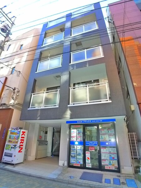 メゾンドアヤセ外観写真