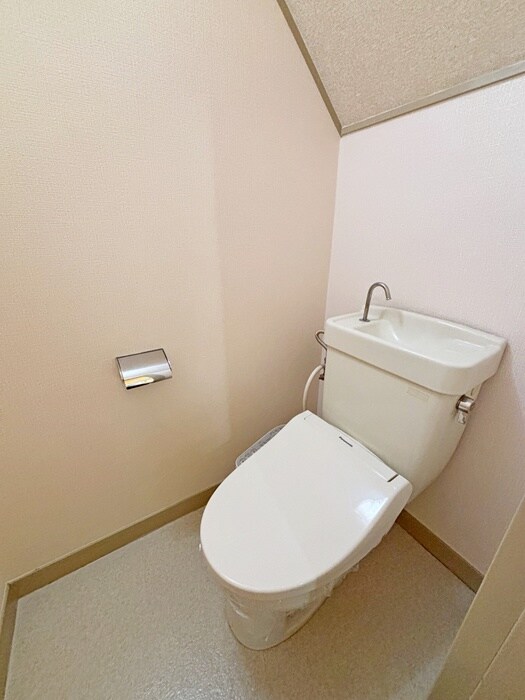 物件内観写真9　(トイレ)