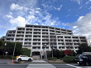 ｸｲｰﾝｽﾞﾊﾟﾚｽ東戸塚弐番館(702)外観写真