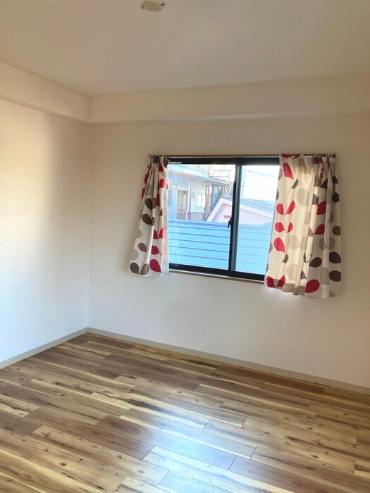 物件内観写真18　(居室)