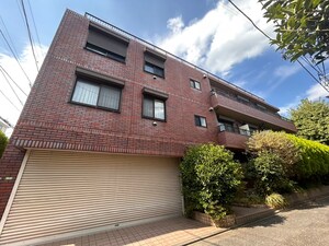 カーサレフィナード外観写真