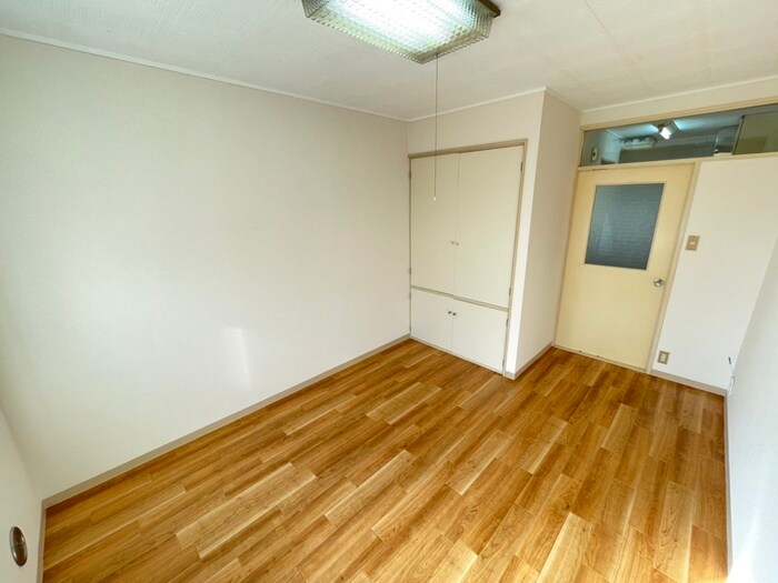 物件内観写真8　(居室)