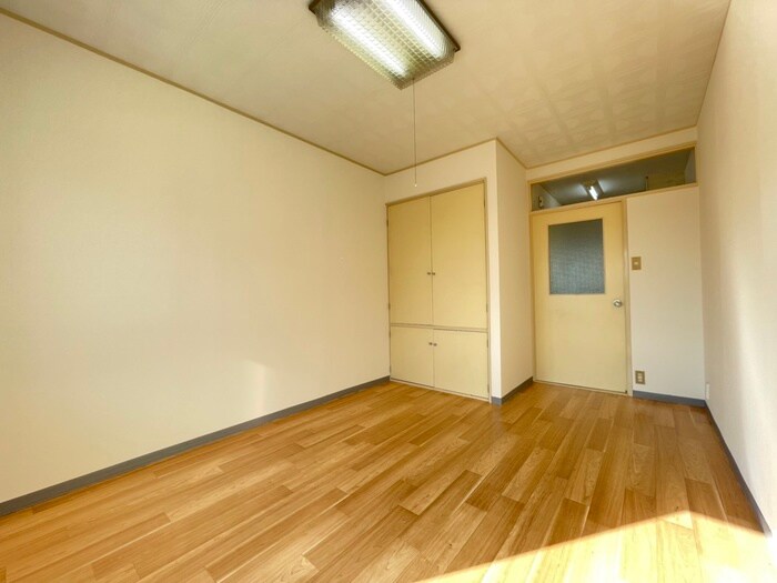 物件内観写真9　(居室)