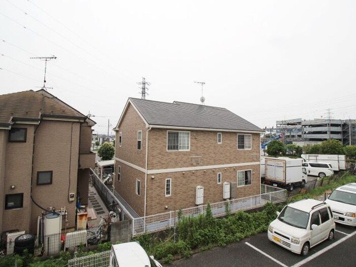 物件内観写真12　(室内からの展望)