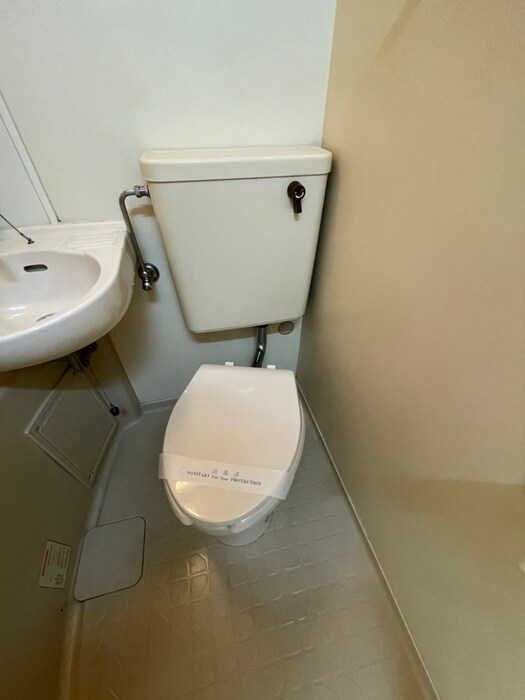 物件内観写真13　(トイレ)