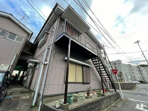 平塚アパート外観写真
