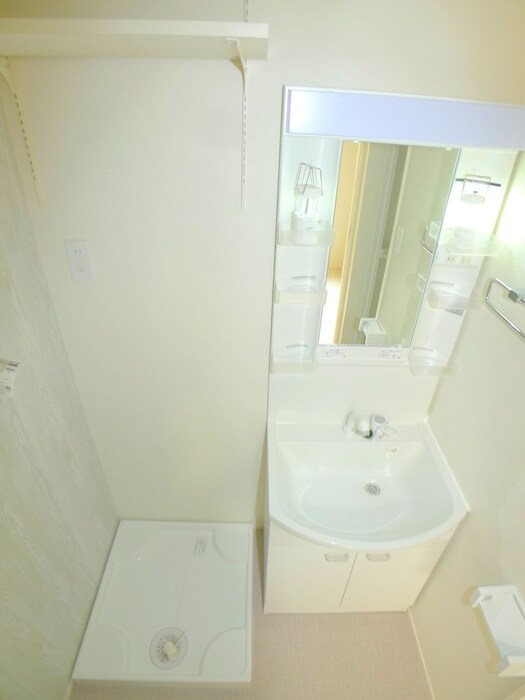 物件内観写真19　(洗濯機置場)