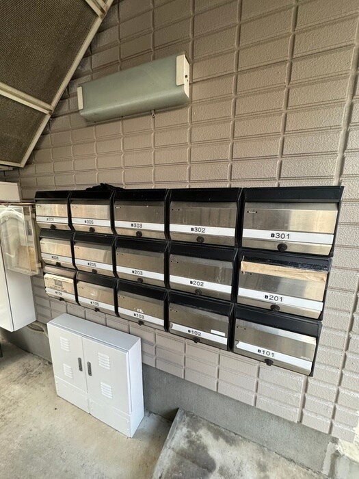 物件外観写真6　(建物設備)