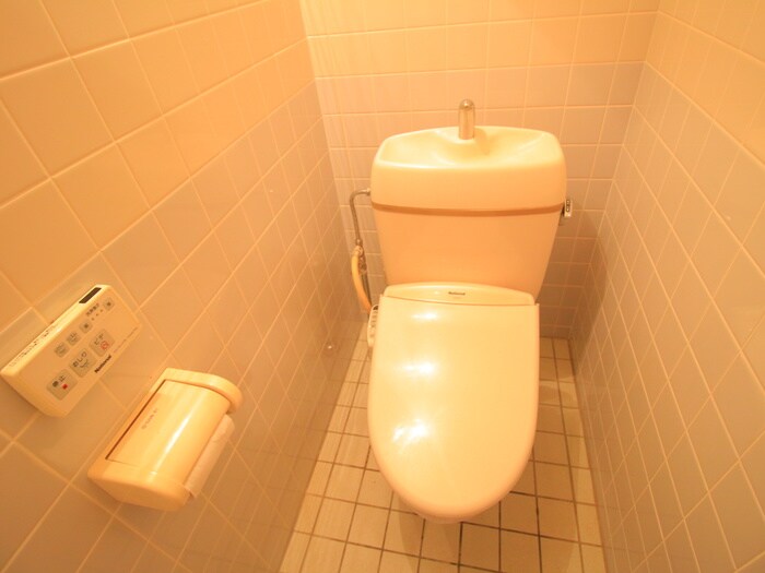 物件内観写真14　(トイレ)