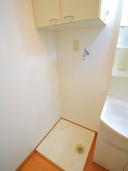 物件内観写真19　(洗濯機置場)