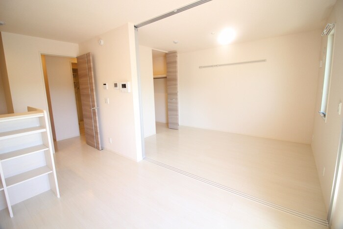 物件内観写真7　(居室)