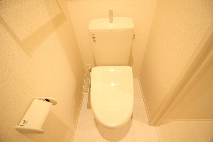 物件内観写真12　(トイレ)